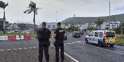 Le violente proteste degli indipendentisti in Nuova Caledonia - Il Post
