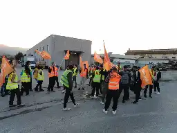 Bastonate a un lavoratore nel Pistoiese