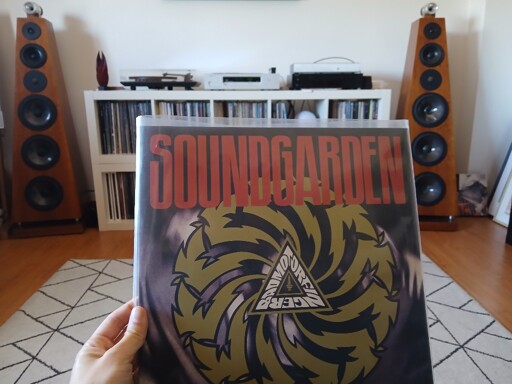 Sunday Spin: Soundgarden Badmotorfinger 320