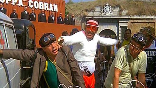 Una scena della "temutissima gara ciclistica"! Dal film Fantozzi